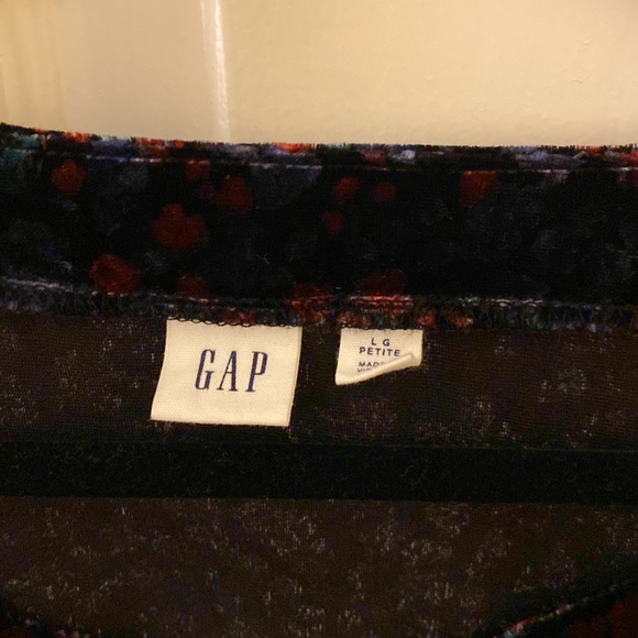 Velvet Floral Dress - Picture 6 of 8